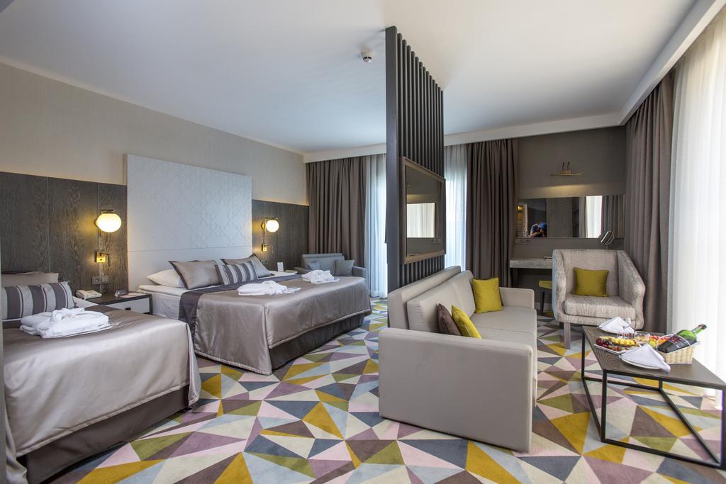 Resort Fame Lara & Spa Antalya