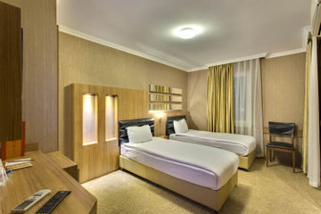 Antroyal 3*