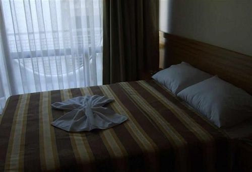Lara Kapris Hotel 3*