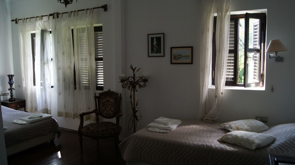 Hadrianus Pansion Antalya