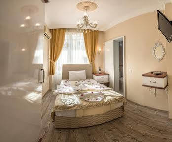Ozmen Old Town Kaleici Adult Only Hotel Antalya