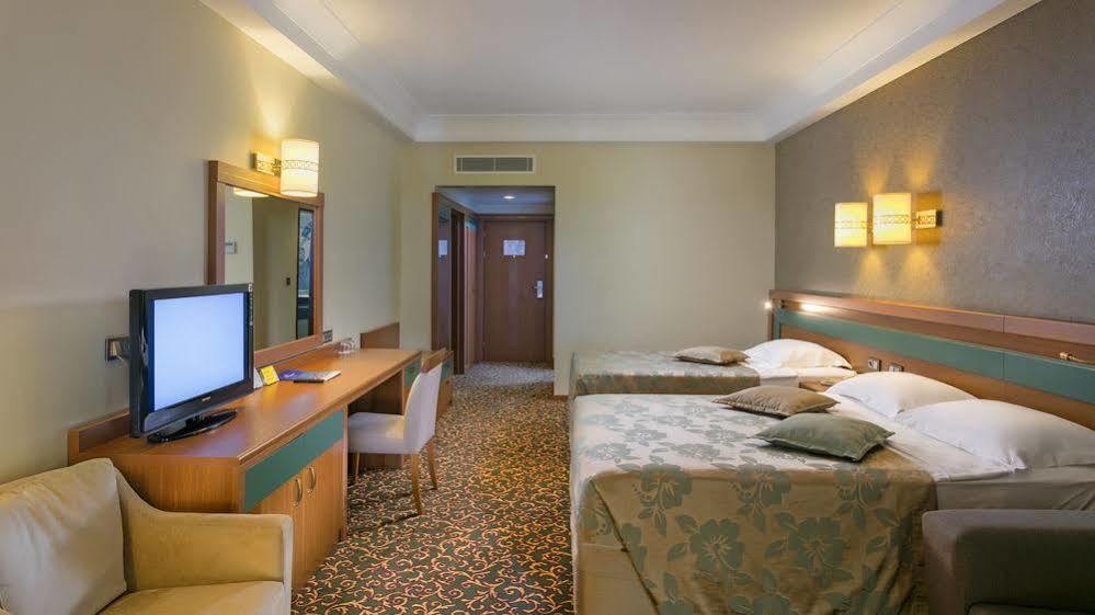 World Ozkaymak Incekum 5* Antalya