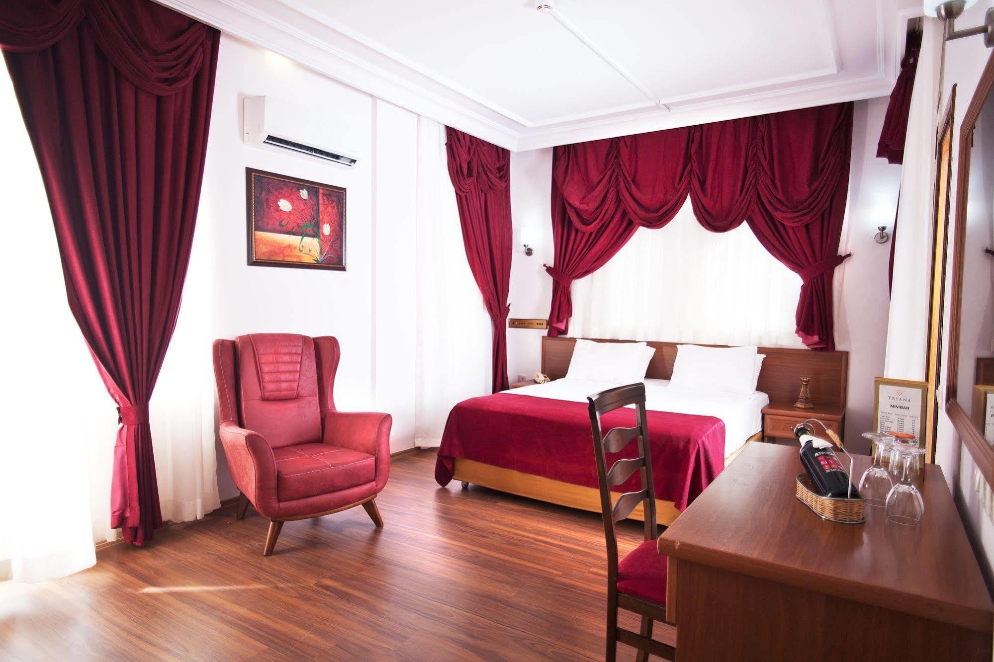 Triana Otel