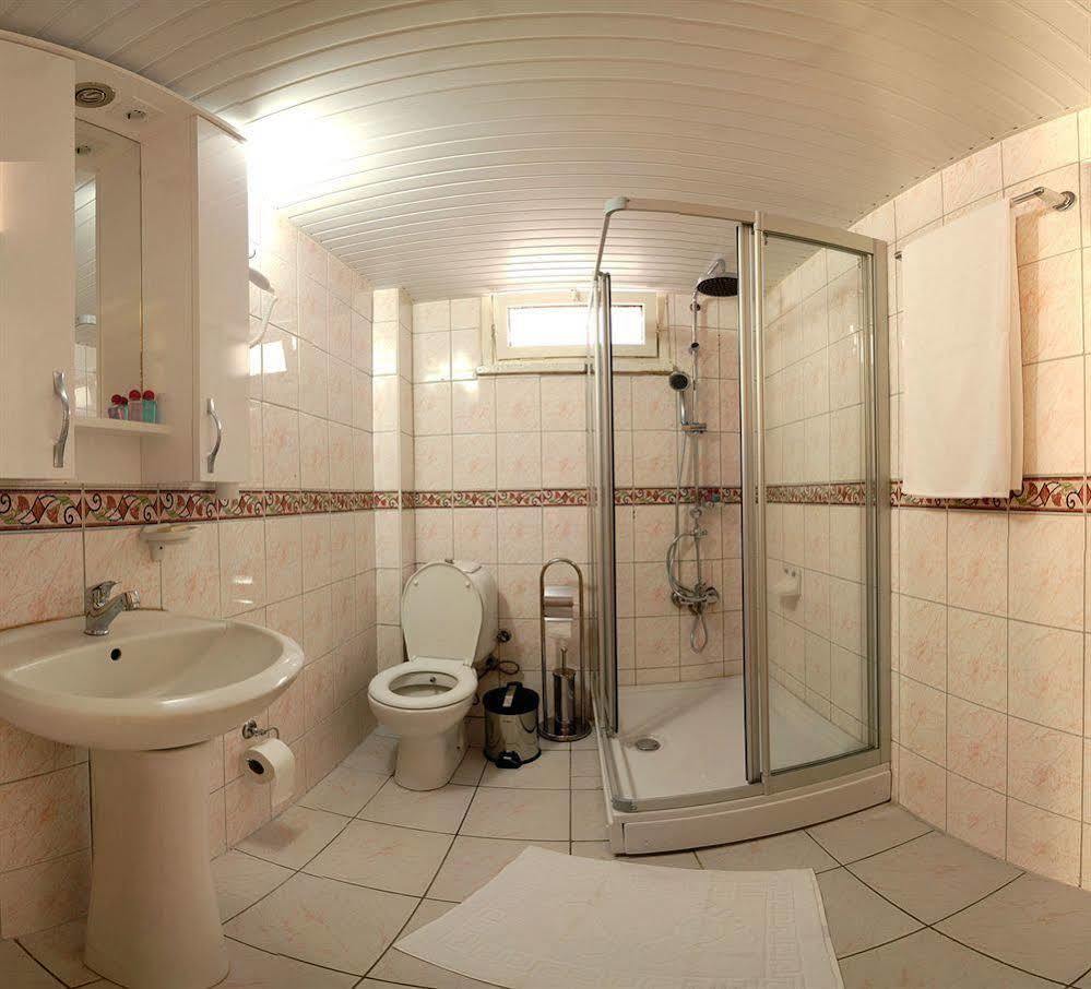 Ozmen Old Town Kaleici Adult Only Hotel 2*