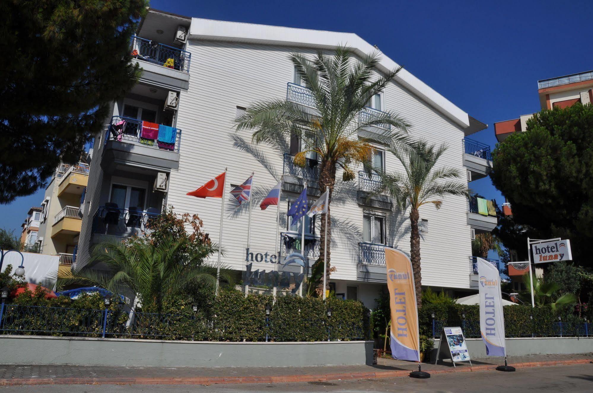 Otel Lunay