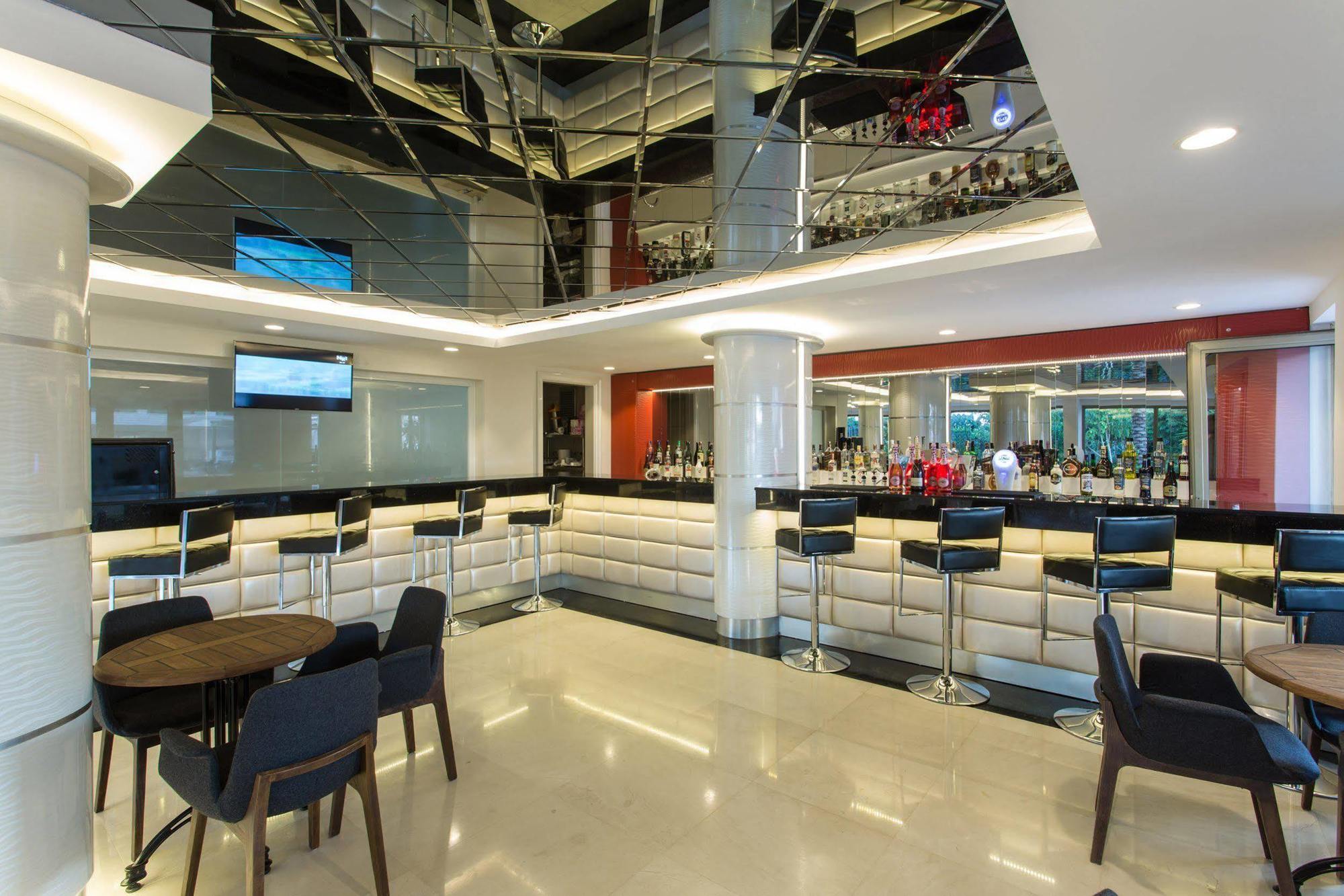 Falcon 4* Antalya