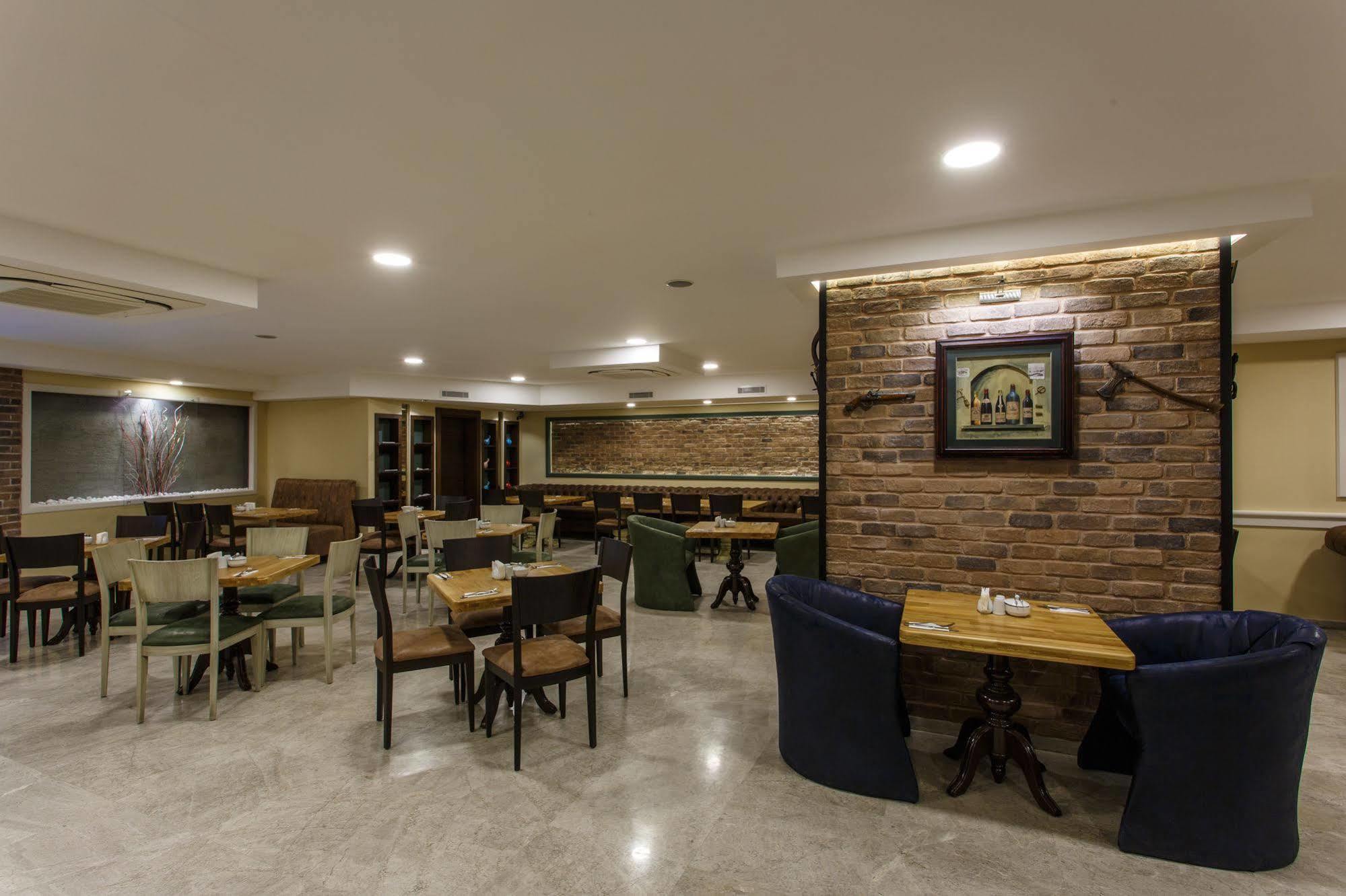 Antroyal Hotel Antalya