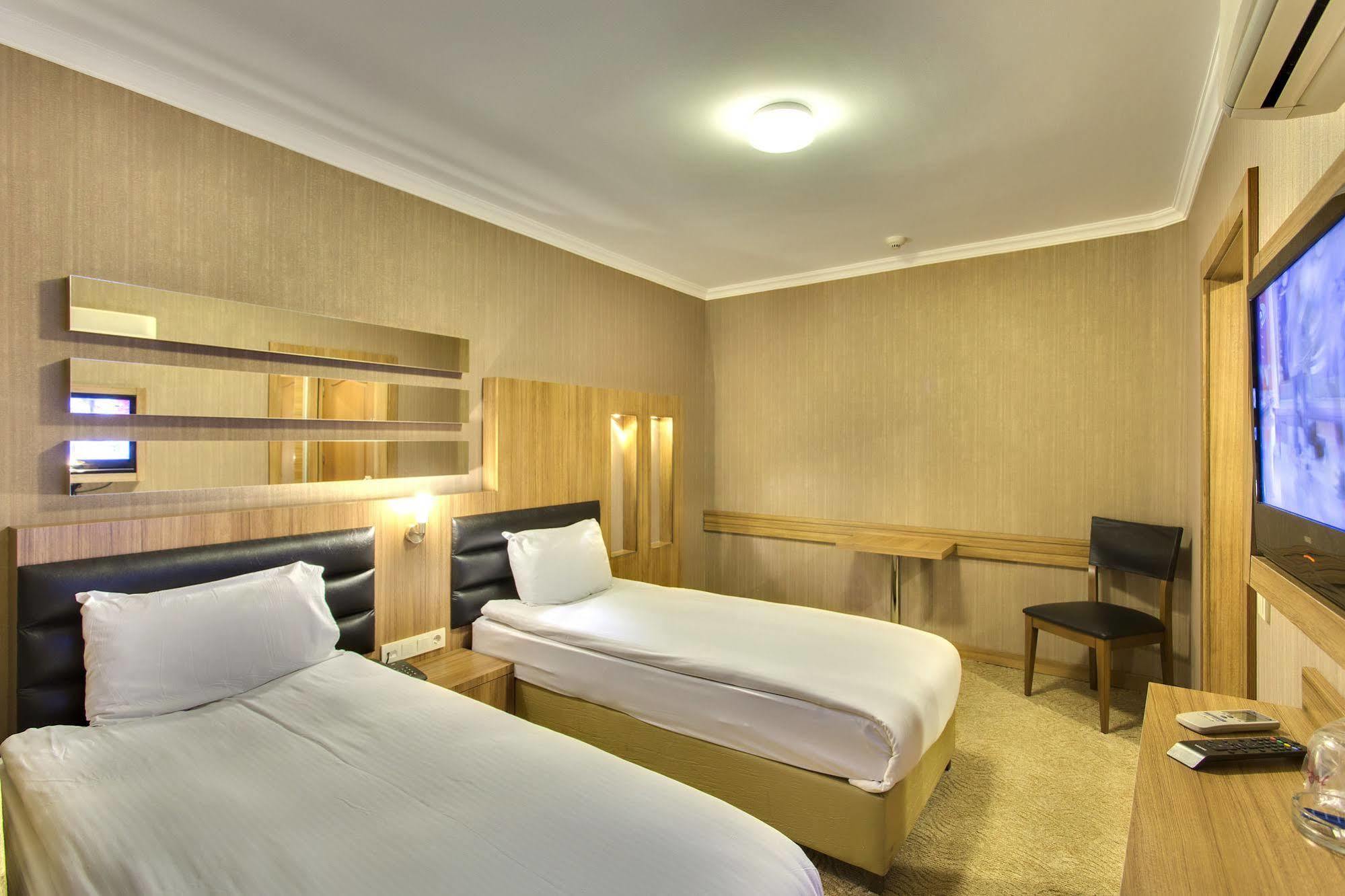 Antroyal Hotel