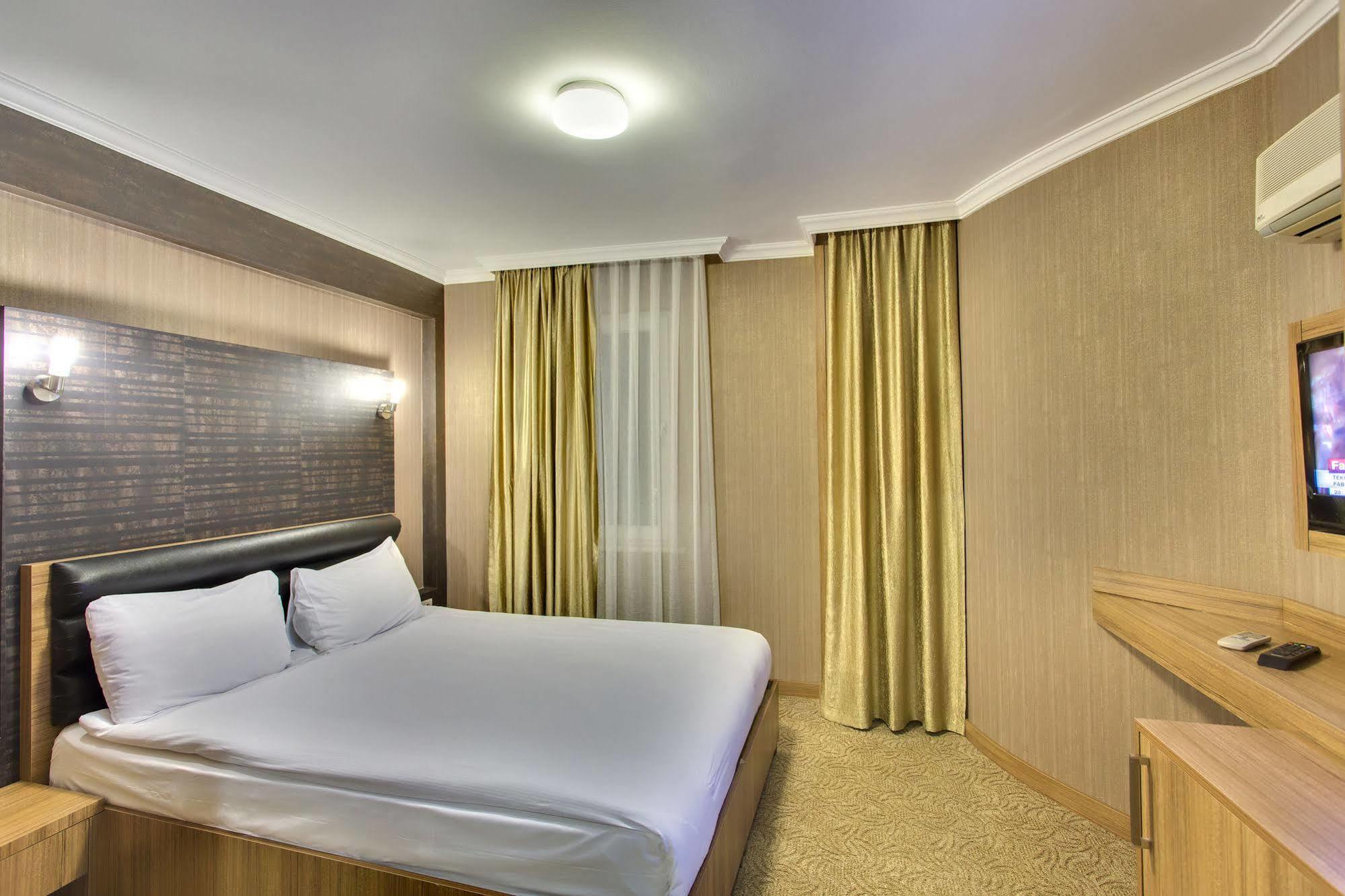 Antroyal Hotel