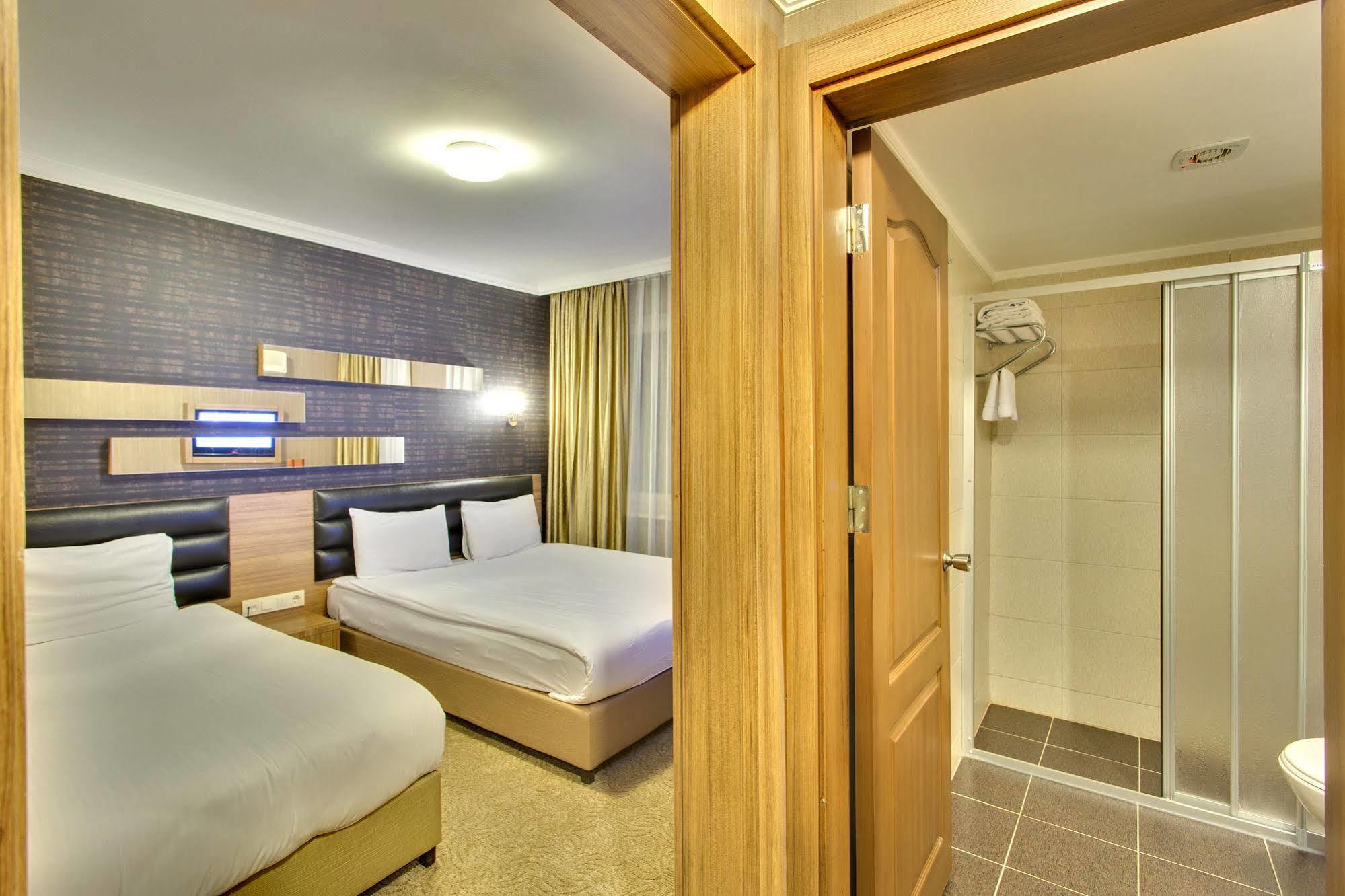 Antroyal 3*