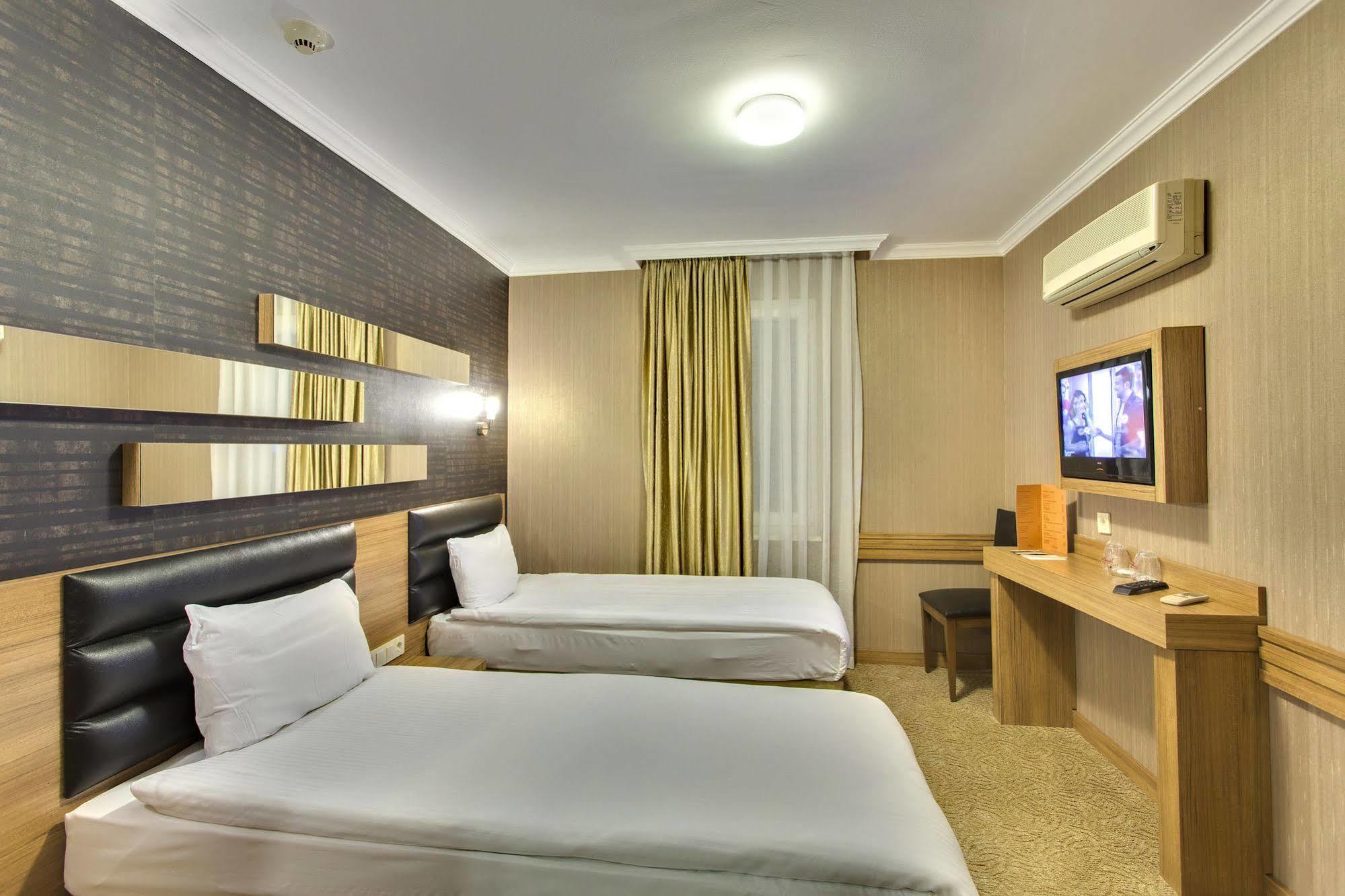 Antroyal 3*