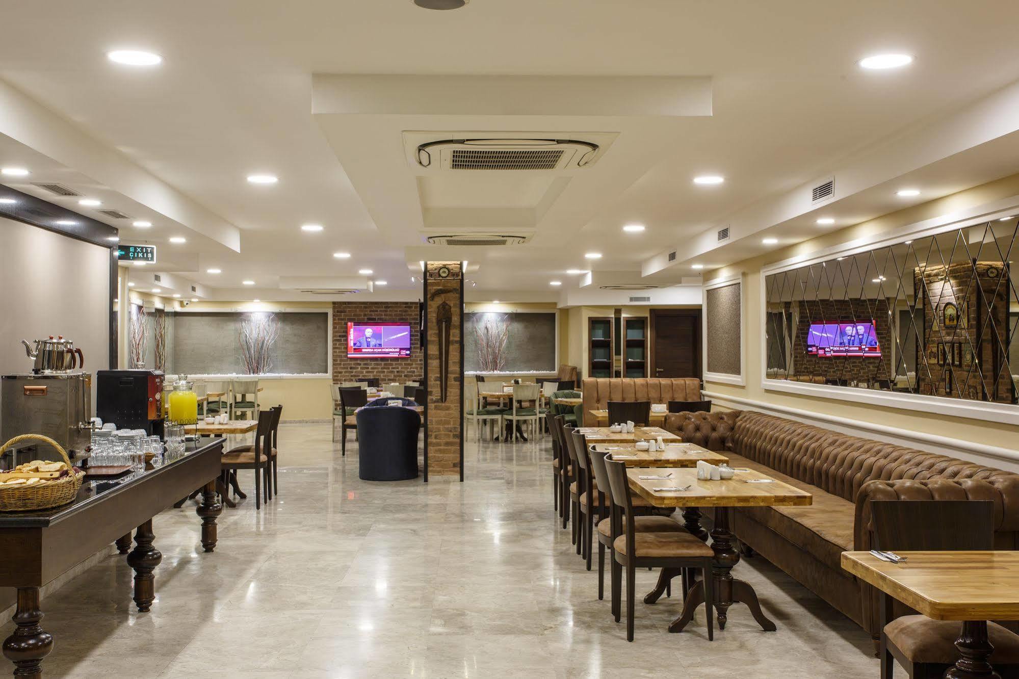 Hotel Antroyal