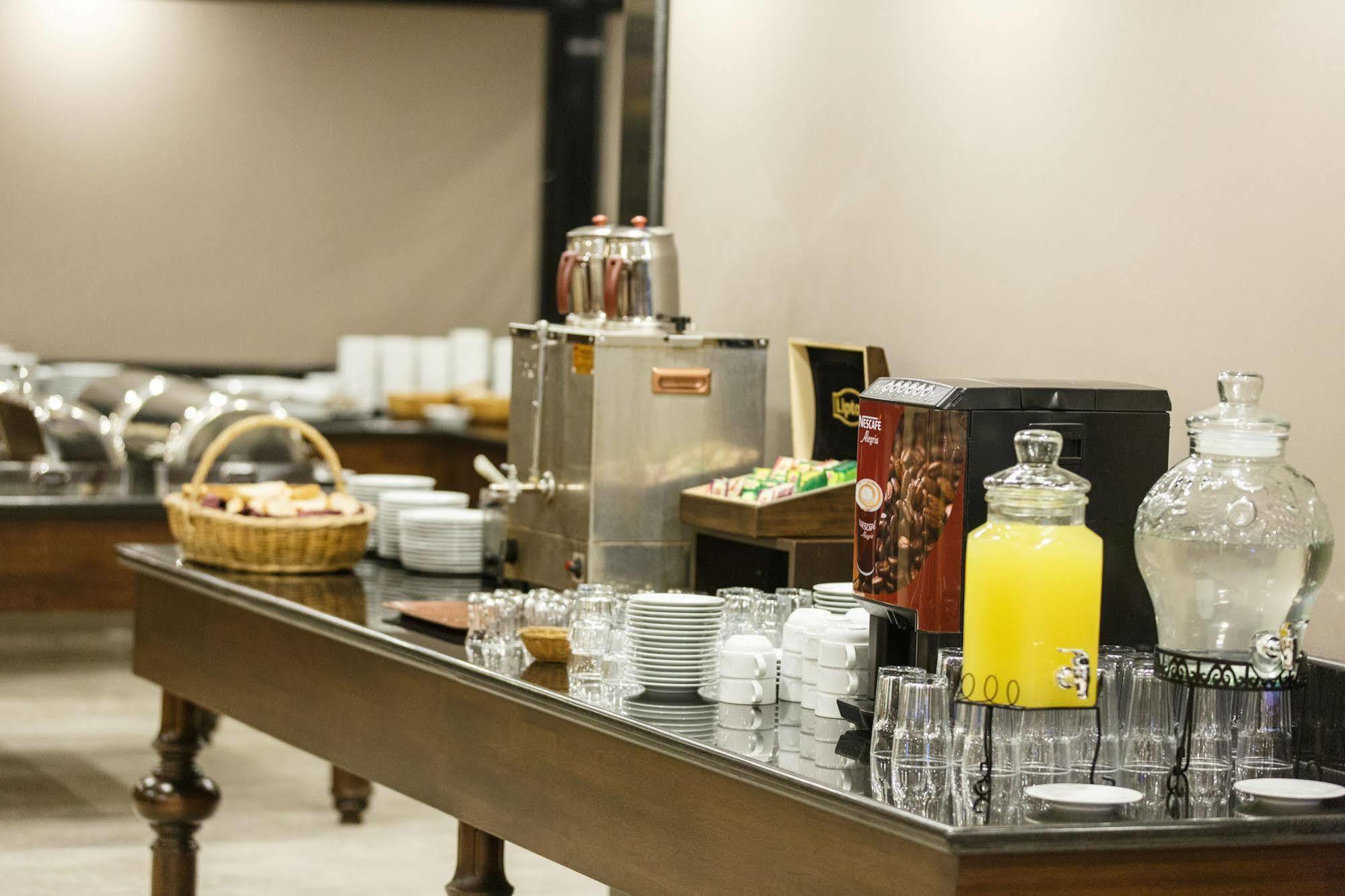 Antroyal Hotel