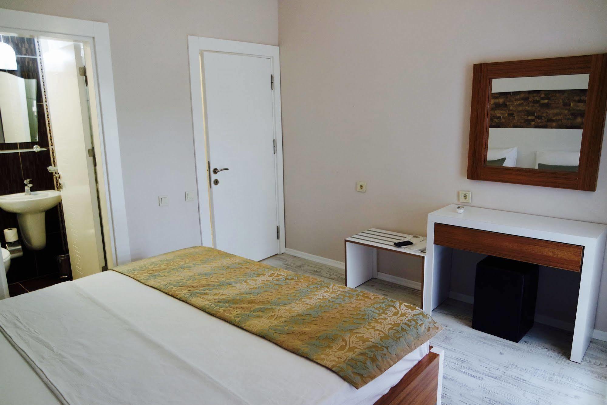 Ale Boutique Aparthotel