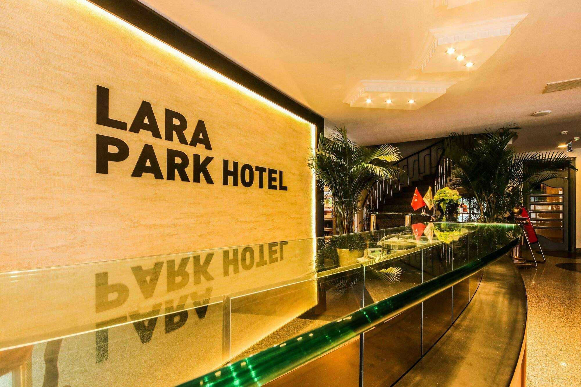 Lara Park 3* Antalya