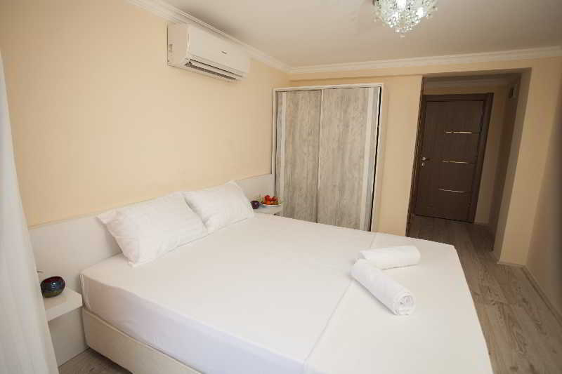 Hotel Artemiss *