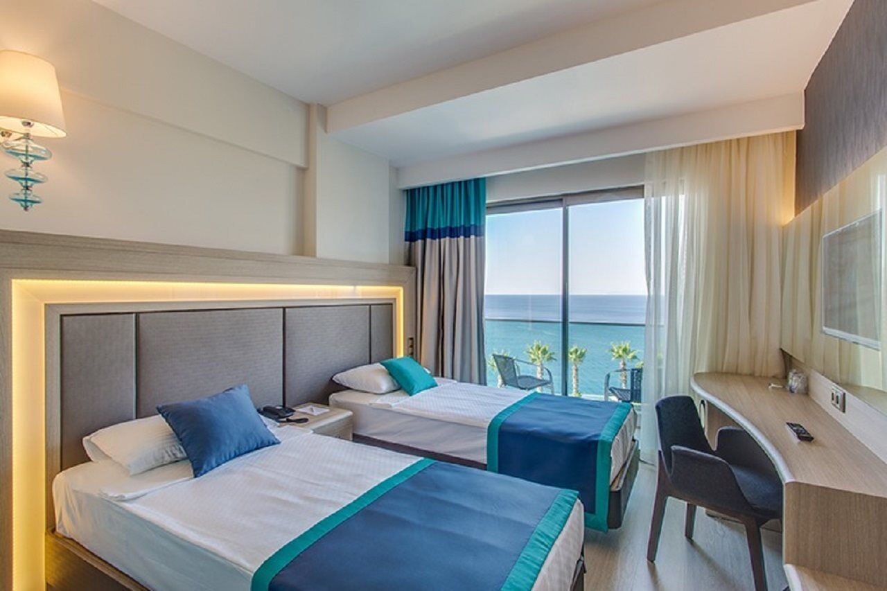 Hotel Falcon 4*