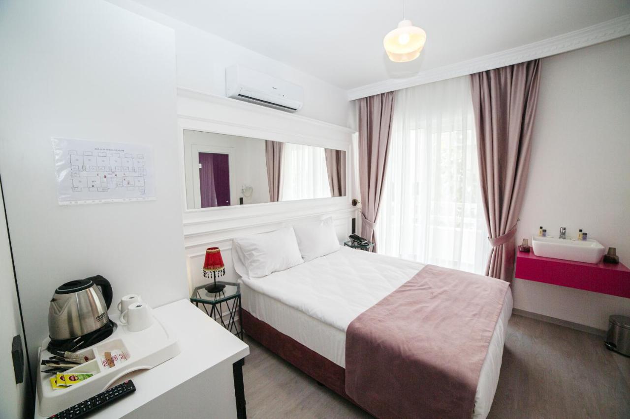 Nun Junior Hotel