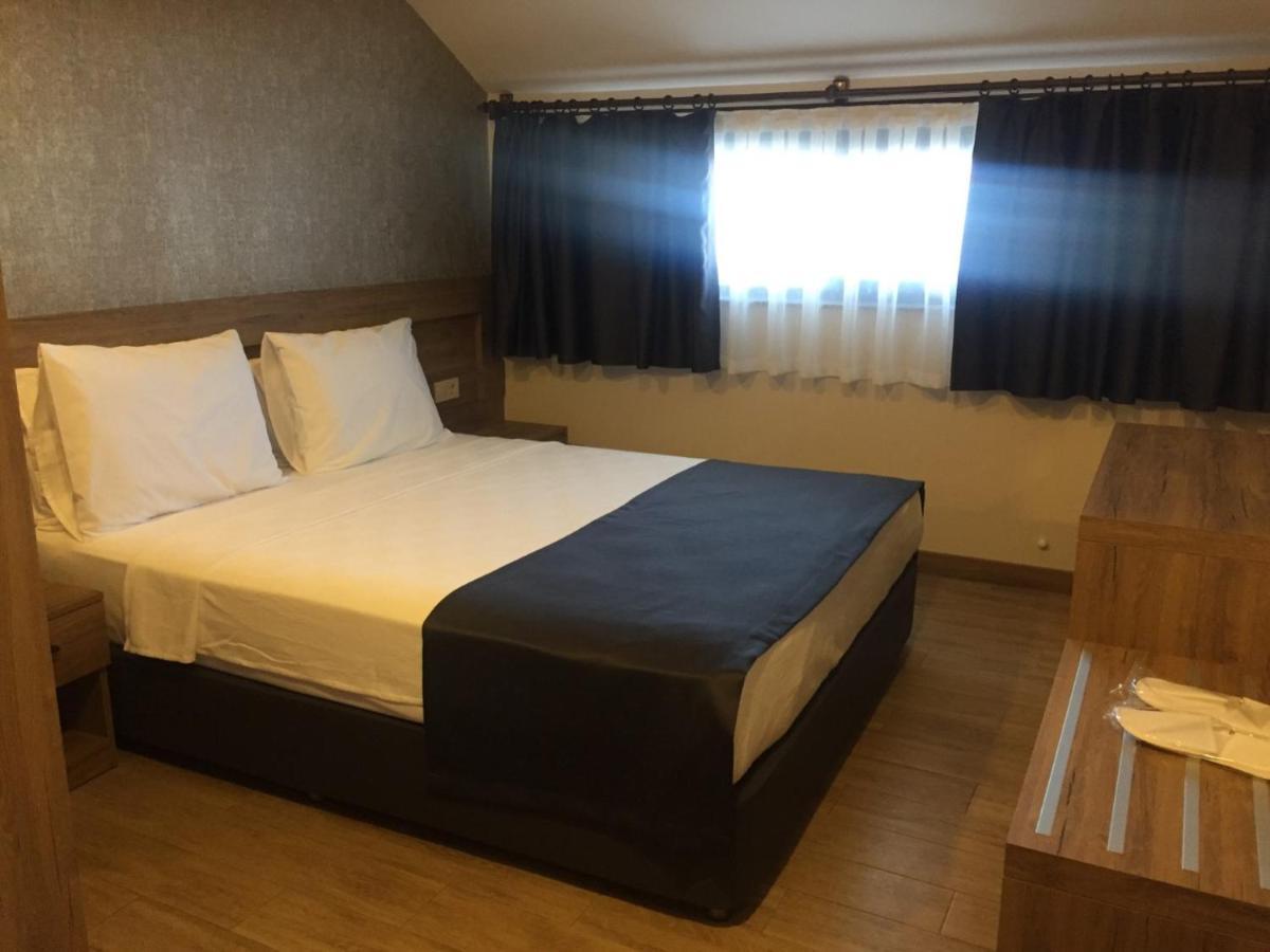 Apart Otel Golden World *