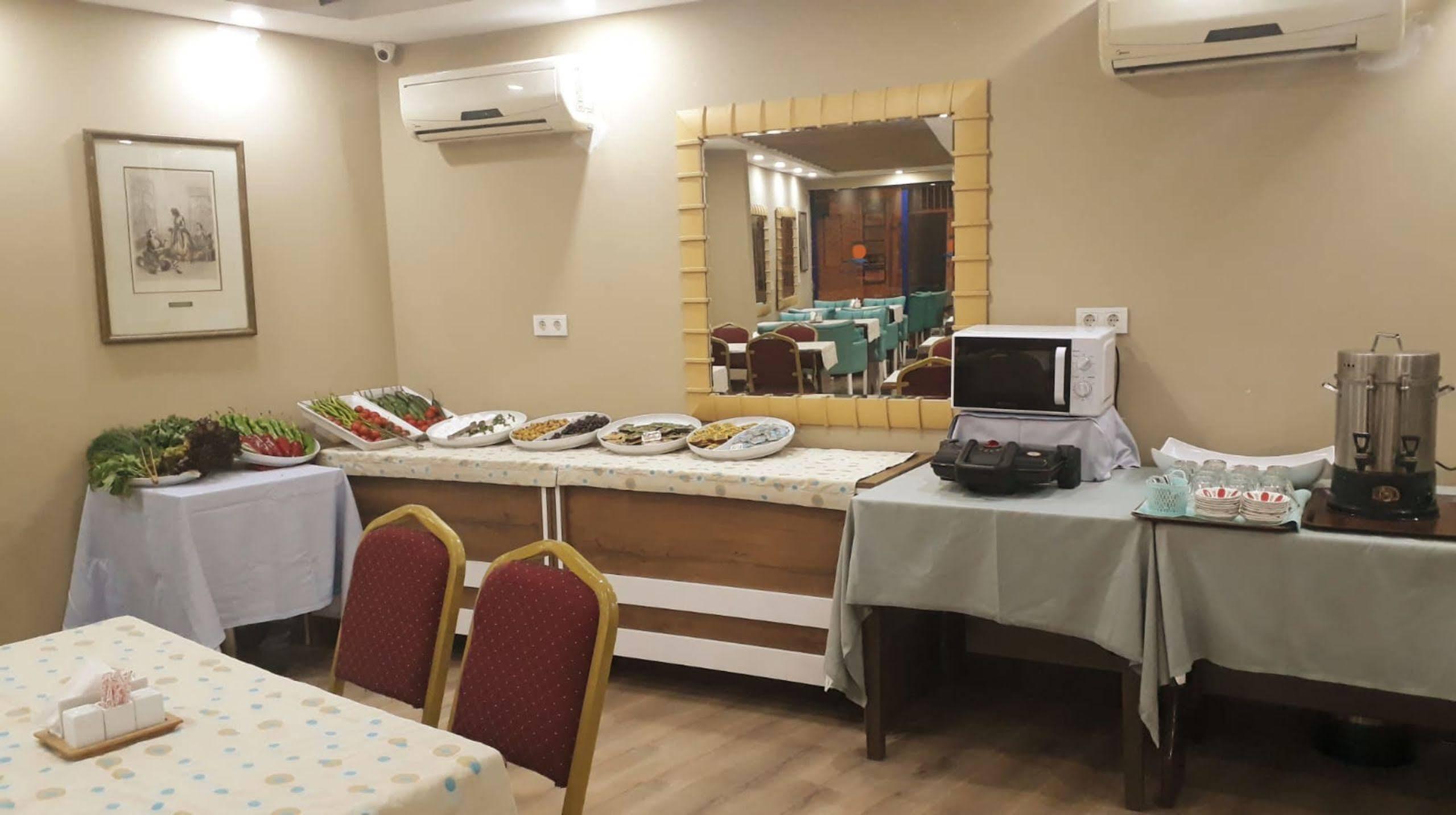Gvar Old Town Otel 3*
