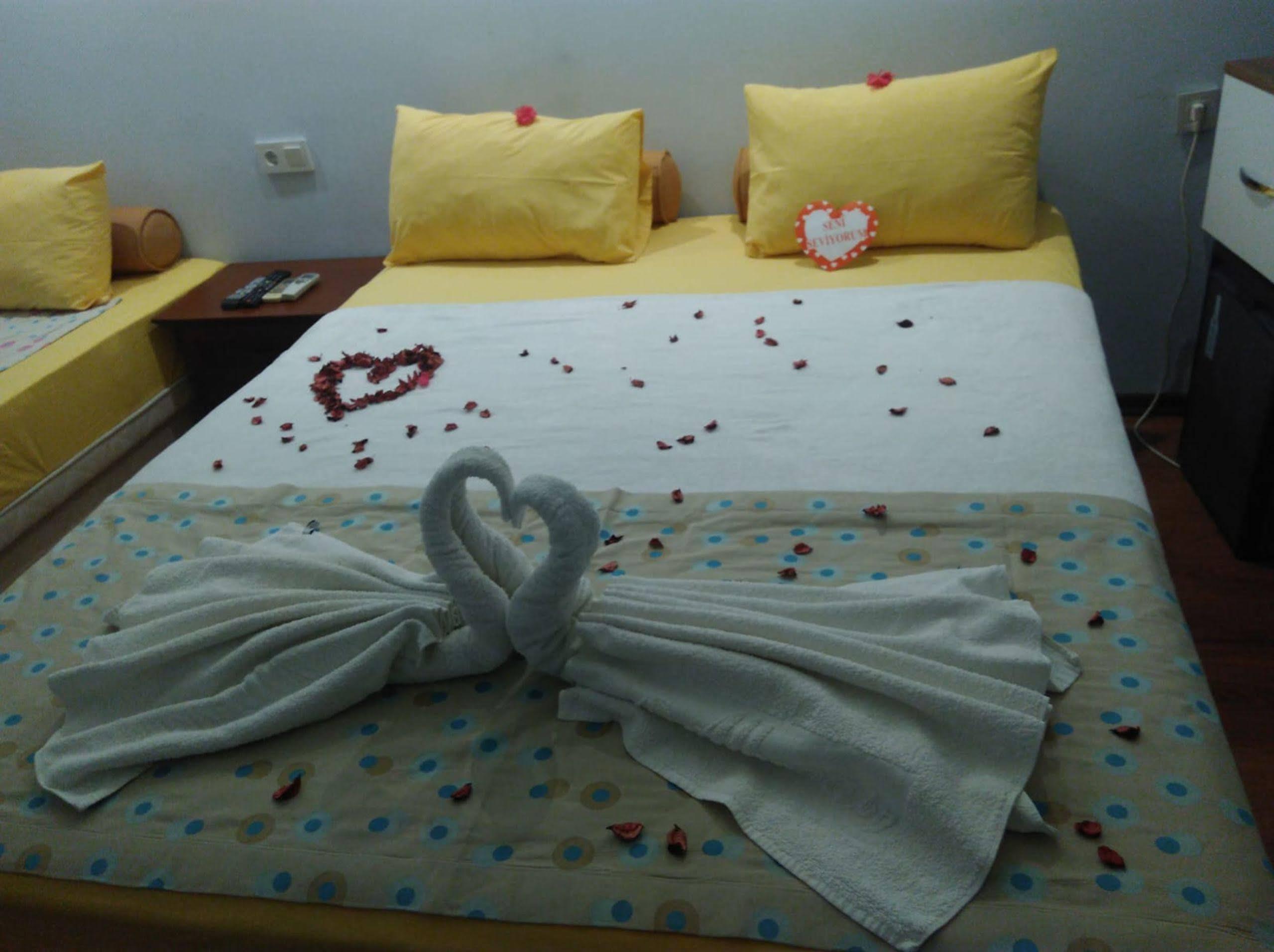 Gvar Old Town 3*