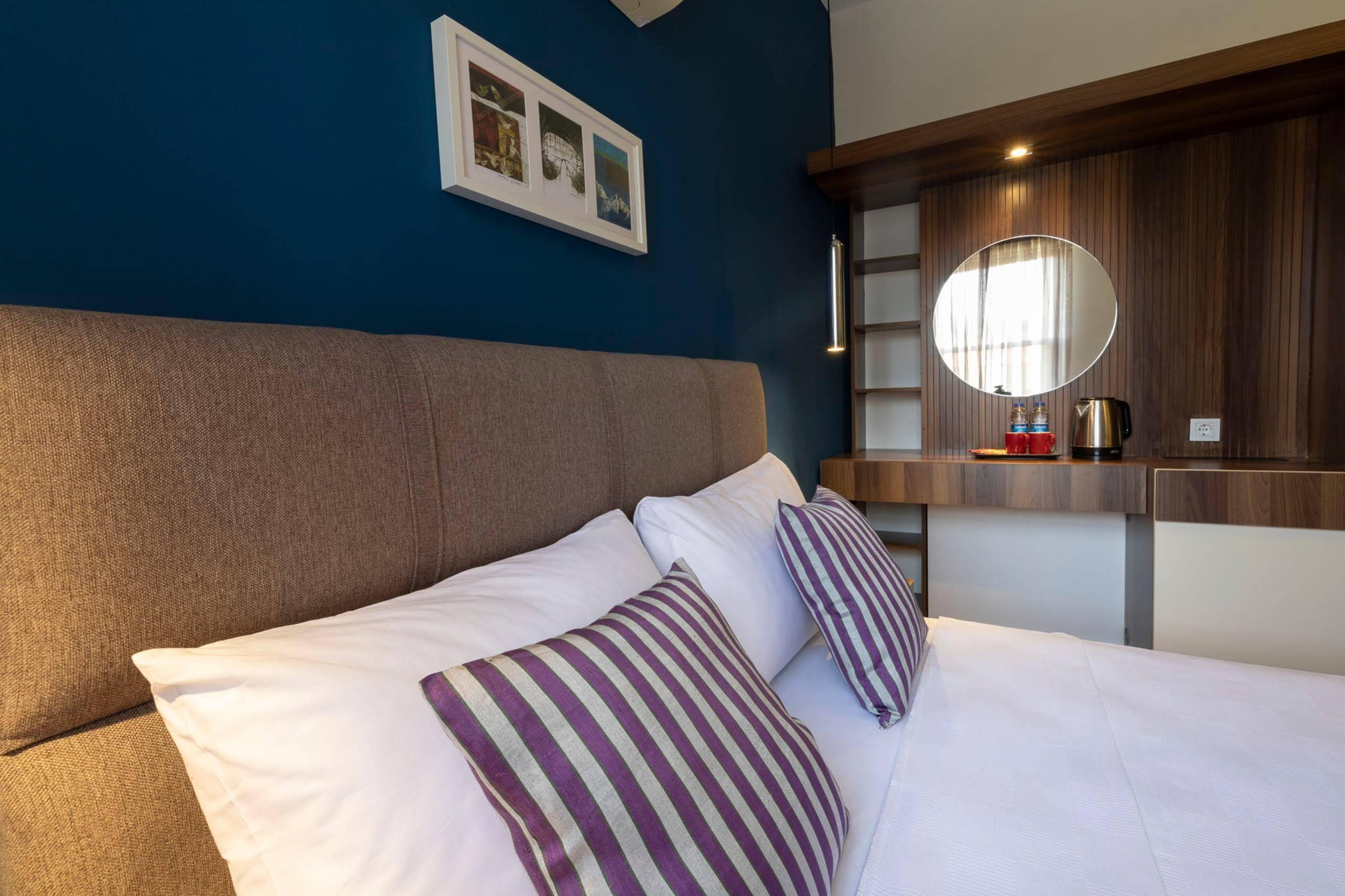 Hotel Mono
