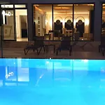 Q Business Hotels