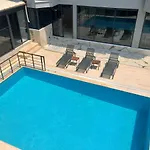 Q Business Hotels