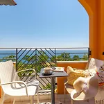 Nebilux Hotel