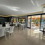 Mahper Hotel