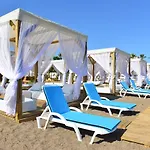 Lara Beach Homes