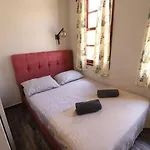 Gagarin Pub & Hotel
