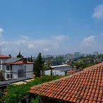Ipek Apart
