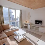 Cozy Japandi- Central & Minimal