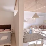 Cozy Japandi- Central & Minimal