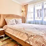 Jazzy Spectacular Homes 100 Mb Wi-Fi