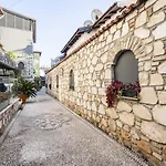 Marvelous Studio Flat Near Hadrians Gate