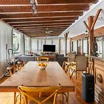 Very Special Villa 6 Bdr Great For Family Reunions