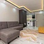 Sweet Home Deluxe