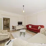 Spacious And Cozy Apartment In Muratpasa Antalya