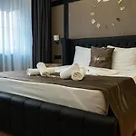 Eva Hotel