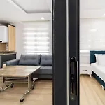Charming Flat Near Beach In Muratpasa Antalya