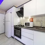 Modern And Central Duplex Apartment Near Beach In Antalya