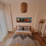 Comfy Residence Close To Airport