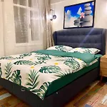 Old Town Top Class -3 Bedrooms-165 M2 -100 Mbps Internet