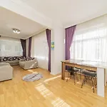 Chic Flat W Balcony 3 Min To Beach In Antalya