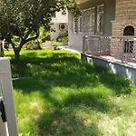 Merkezi Ve Lokasyon Muekemmel Konforlu