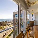 Lovely Flat With Sea View Near Beach In Muratpasa