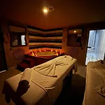 Wolf Of The City Hotel & Spa