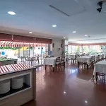 Lara Dinc Hotel